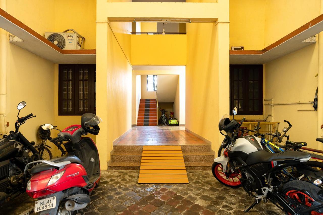 Paradise Inn Kochi Exterior foto